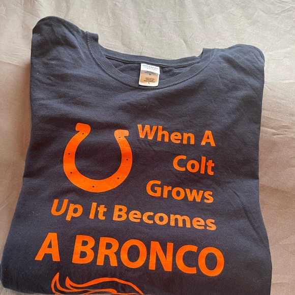 🇺🇸DENVER BRONCOS SHORT SLEEVE SHIRT - Picture 11 of 11